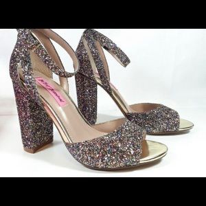 NIB Betsy Johnson Size 9 Glissten Rainbow Glitter Heels